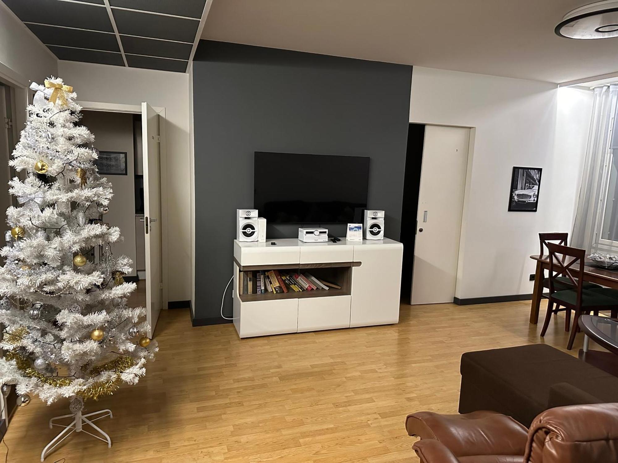 New Modern 4-Room Apartment With Big Balcony And Undeground Parking In Center Of Ταλίν Εξωτερικό φωτογραφία
